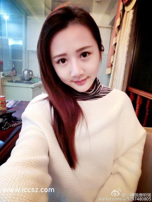 娱乐吃瓜酱拍照是真的吗,娱乐吃瓜酱拍照真实性揭秘